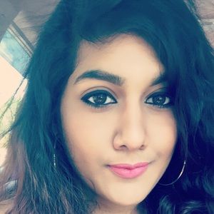 Meet your Posher, Akshita